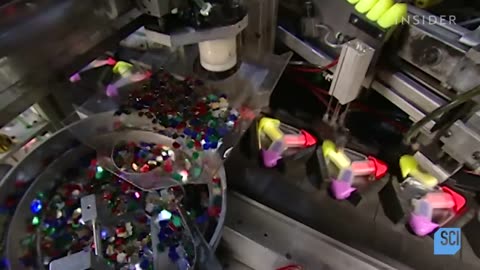 "From Ink to Glow: The Fascinating Journey of Highlighter Pen Production!"