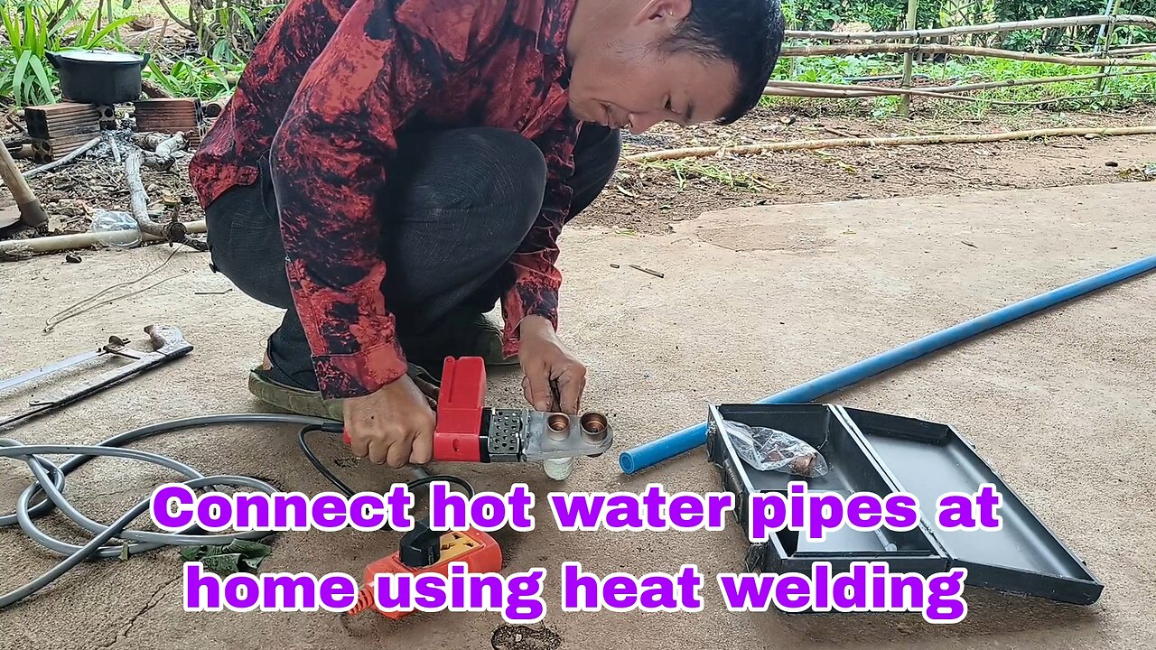 Connect hot water pipes at home using heat welding
