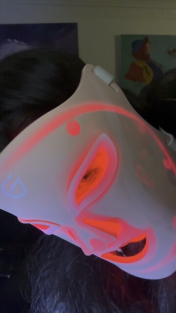 how do you unwind? #selfcare #fypシ゚viral #skincare #wellness @Groomie Hers