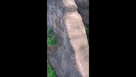 People who are not afraid of heights