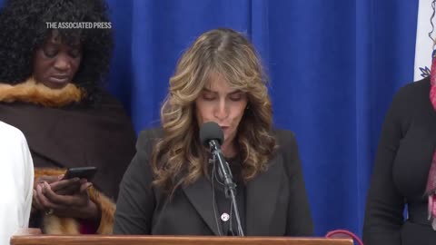 ICE agents raided a New Jersey business without a warrant, Newark Mayor says
