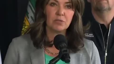 Alberta Premier Danielle Smith just completely obliterated Trump