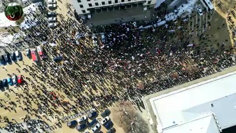 Протест на Възраждане пред БНБ за запазване на българския лев на 22.02.2025 - кадри отвисоко 2
