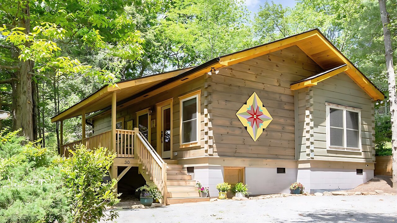 Cabin Design Ideas in Asheville - North Carolina - United States