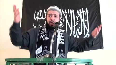 يا أهل مصر، دستوركم القرآن فلا تطالبوا بغيره