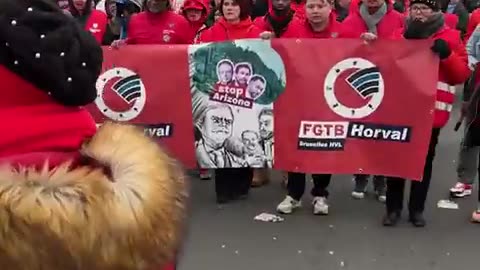 Le peuple belge s'unit face aux gouvernements riches et l'Europe. J'espère voir çà en France bientôt