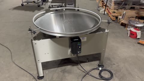 E-PAK 40-Inch Rotary Accumulation Table