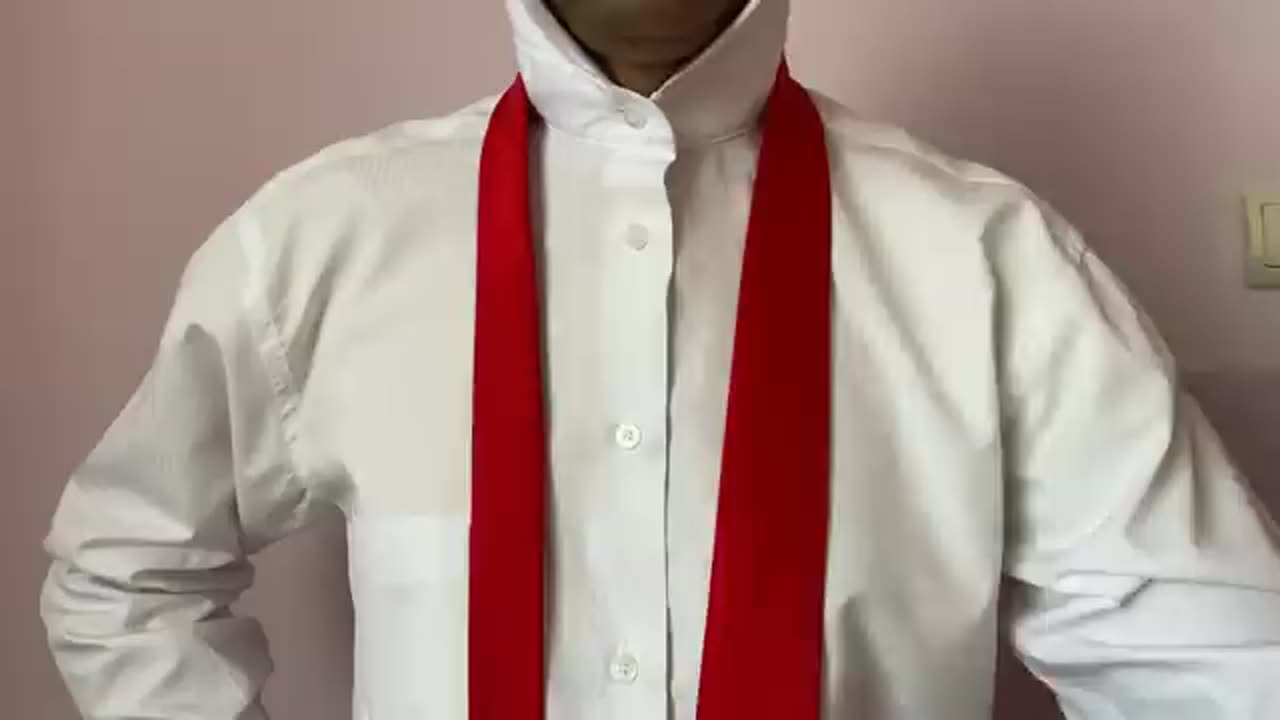 How to tie a tie - Super Easy (Double Windsor).