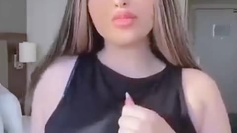 Curvy Queen Shaking It! Big Booty & Sexy Dance Moves