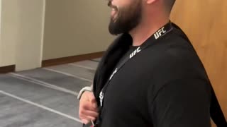 Khabib Nurmagomedov Stop a UFC Employee Who was Carrying UFC Belt and Asked Him to Defend It