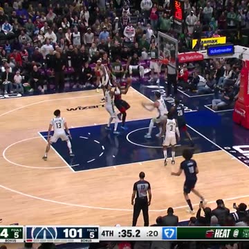 NBA - Brook secures the win for the Bucks with the STUFF 🚫🚫