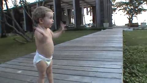 Nika 2 år