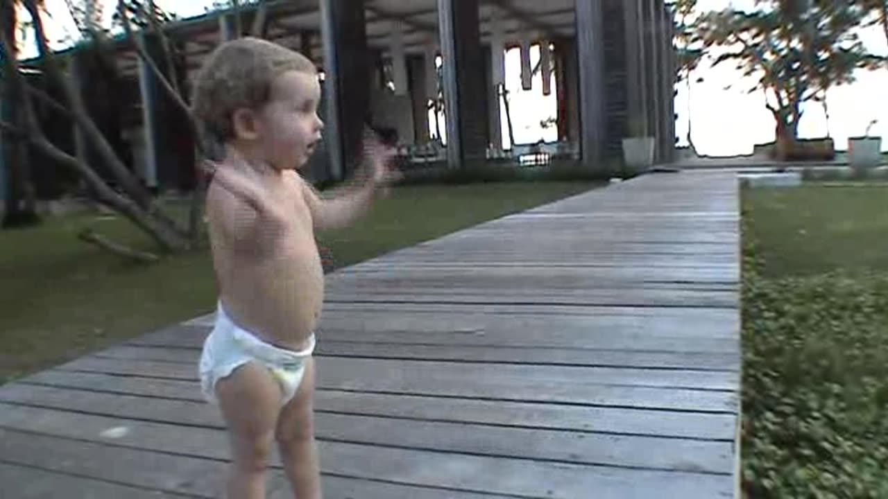 Nika 2 år