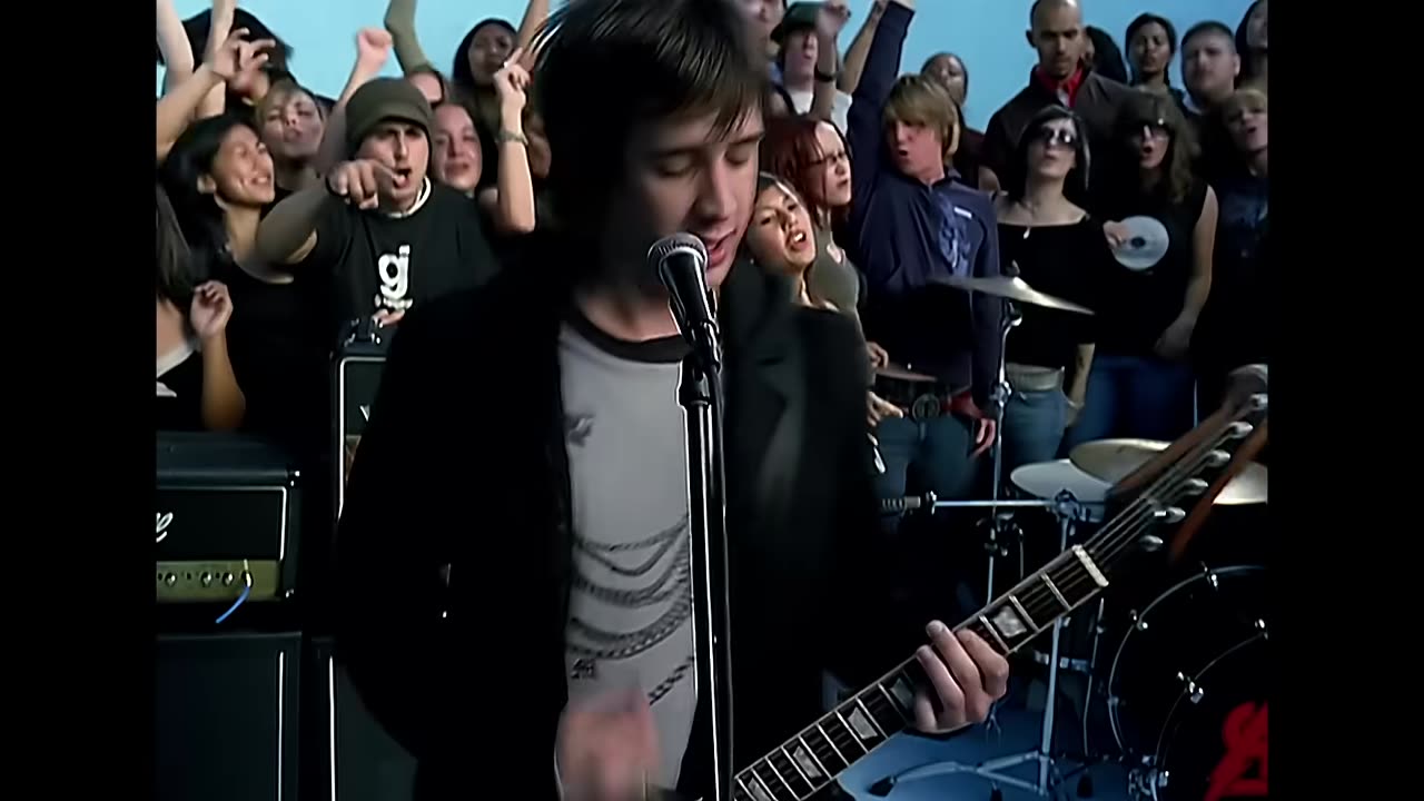 The All-American Rejects - Move Along (Official Music Video)