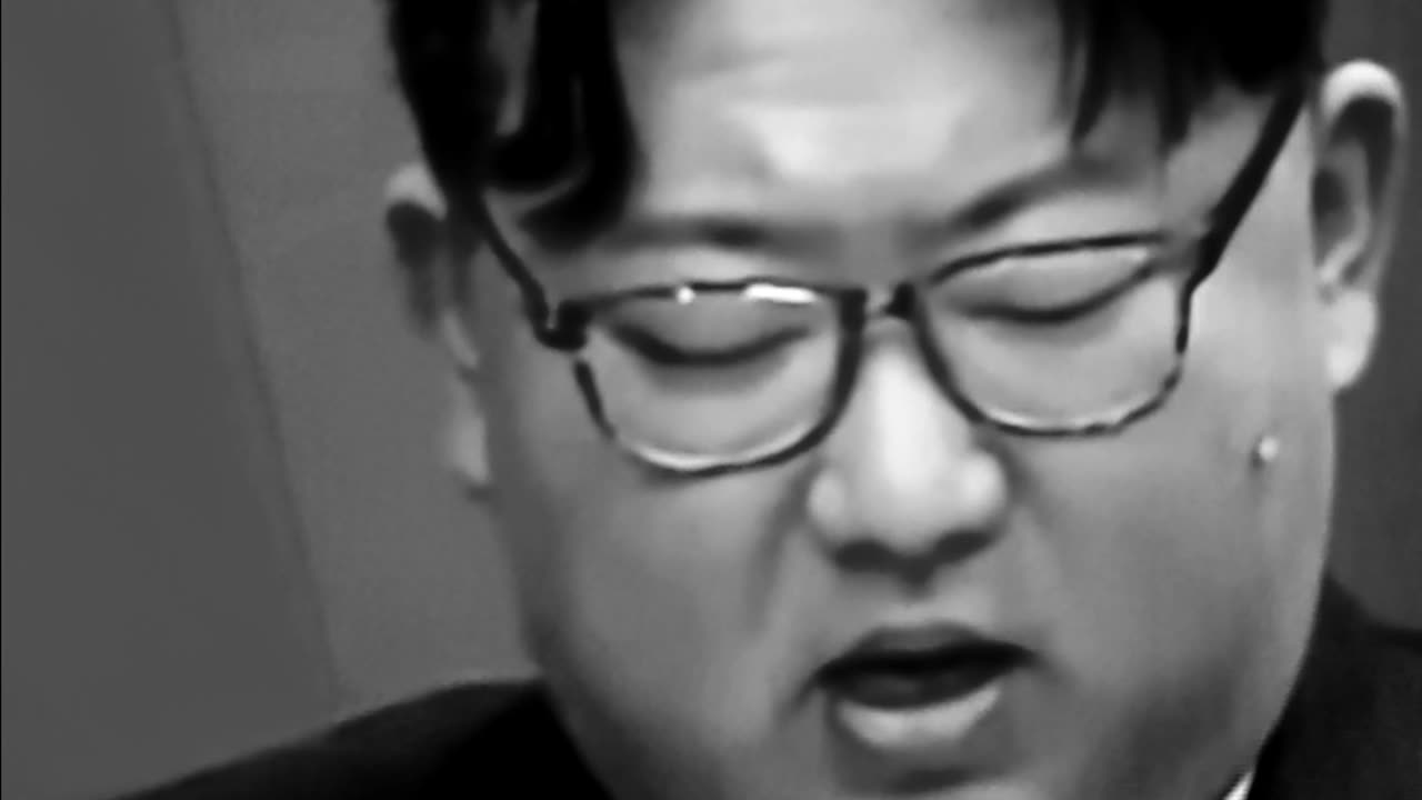 Little rocket man Kim thong un warns the US