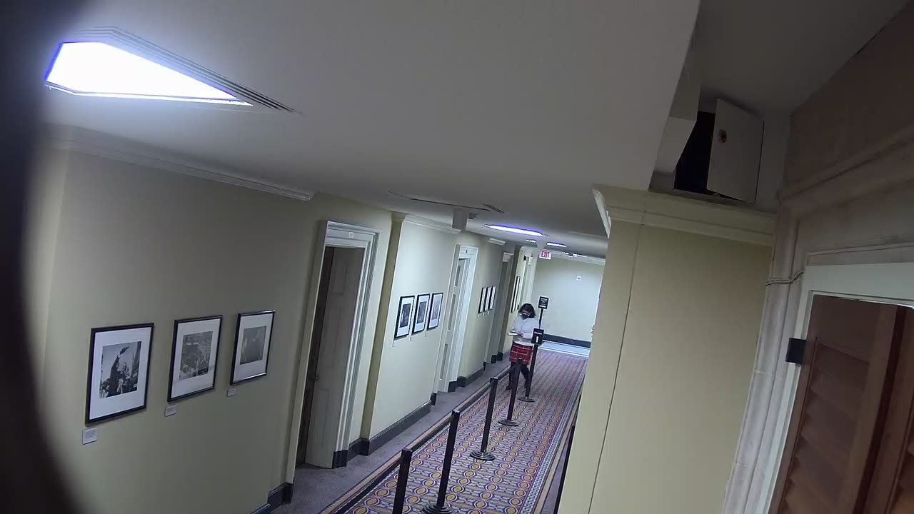 0300USCS03EastCorridornearS306_2021-01-06_14h00min02s427ms.mp4