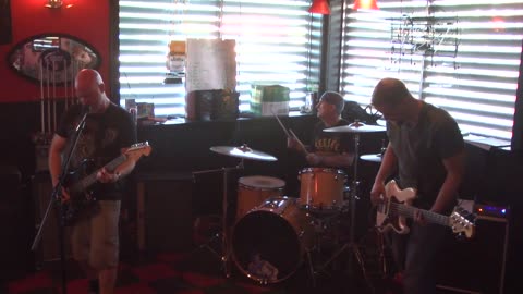 DIRT CLOD FIGHT - NEW SONG - (Heavy/Metal/Hard/Rock)