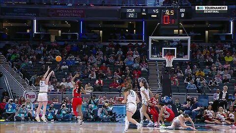 🚨 UCLA beats buzzer to end 1st & 2nd quarter | Big Ten Women's Basketball Tournament