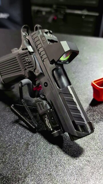 SHOT Show 2025: Fusion Firearms XP Pro – A Glock Mag-Ready Gamechanger?