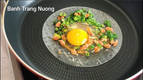 Vietnamese Street Pizza 'Banh Trang Nuong'