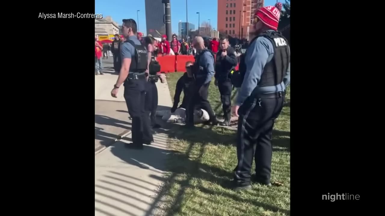 Shooting erupts during Kansas City Chiefs Super Bowl parade