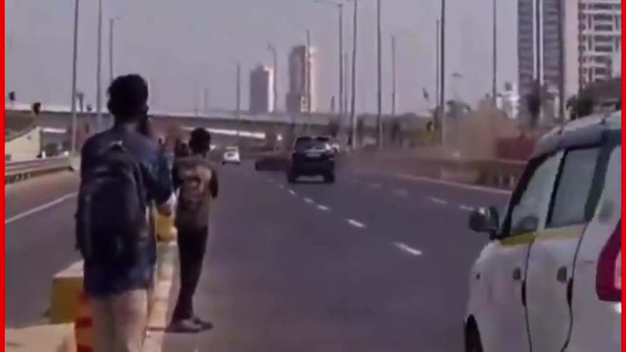 Mumbai BMW Crash: High-Speed Accident on Coastal Road Caught on Camera 🚘💥