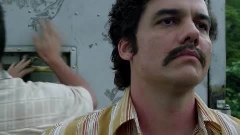 Pablo Escobar: "Plata o Plomo."