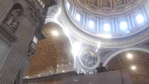 Vatican church, Interior