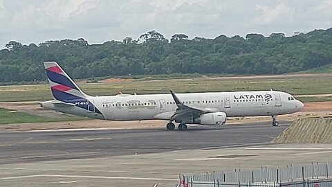 Airbus A321 PT-MXO coming from Guarulhos to Manaus