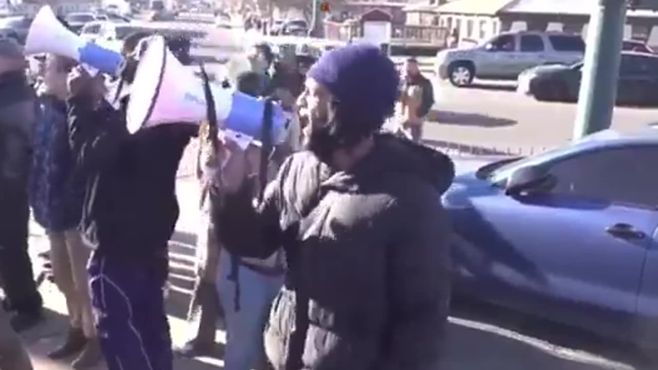 Wall Street Apes @WallStreetApes Denver, Colorado residents shouted from megaphones as ICE...