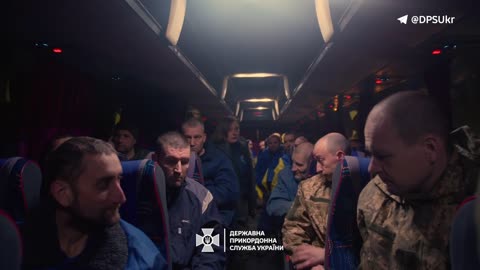 Ukraine meets its own: emotional video of the return of our defenders❤️