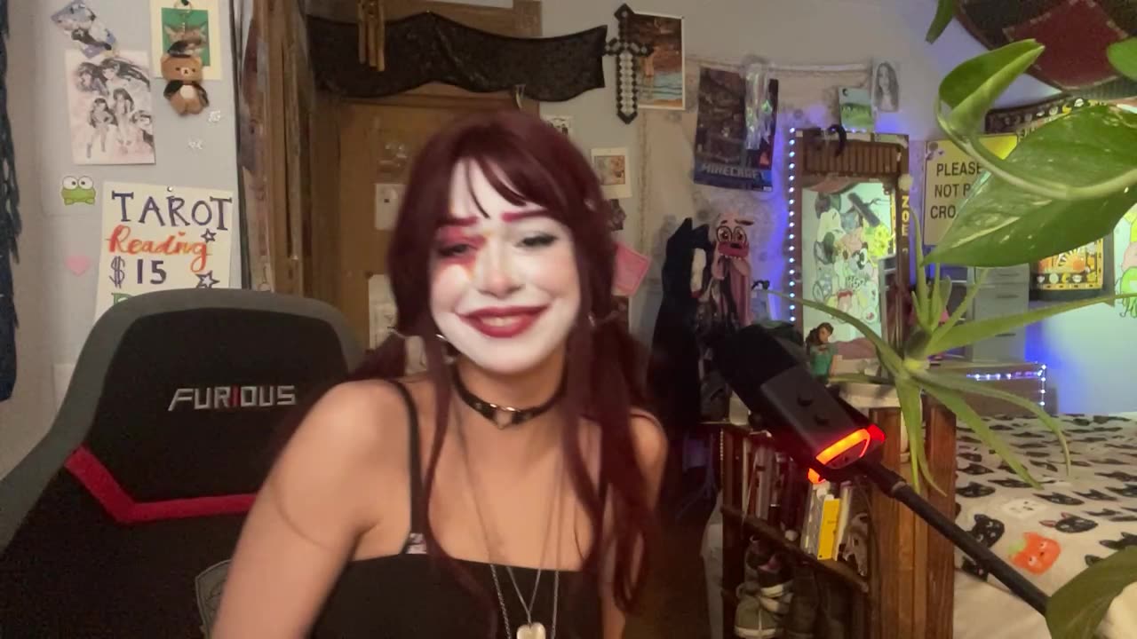 zoelovebee clown schizo kendrick lamar (future FaZe Lacy girlfriend)