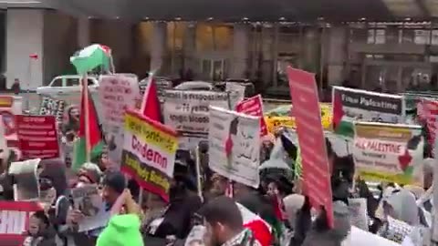 HAPPENING NOW IN NYC: "We don't want no Zionists here..