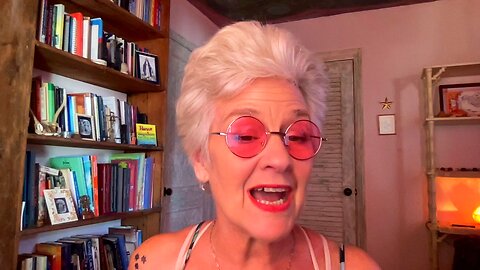 Lady Melody reads the Deathly Hallows-episode 82