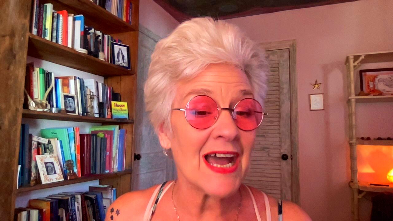 Lady Melody reads the Deathly Hallows-episode 82