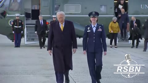 WATCH: President Trump and Elon Musk board AF1 leaving DC - 3/7/25