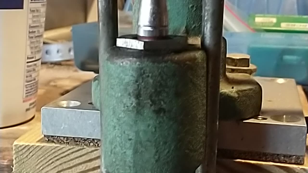 Shout-out video bullet lube