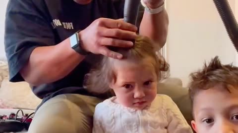 Creative Parent Uses Vacuum Cleaner to Style Baby's Hair #babyfunny #short #funnyvideos #usa