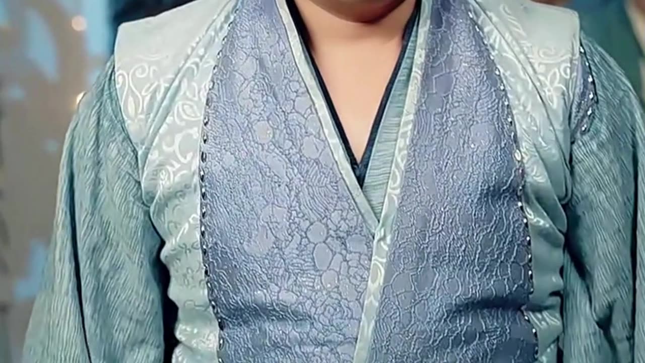 神子离尘入人间
