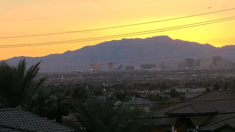 Did you see tonight's Las Vegas sunset? Check this out! 01.08.2025 #follow #ces #lasvegas #weather