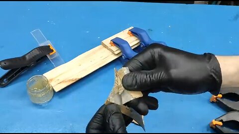 Don_t buy super glue_ make it yourself in 2 minutes from vinegar_