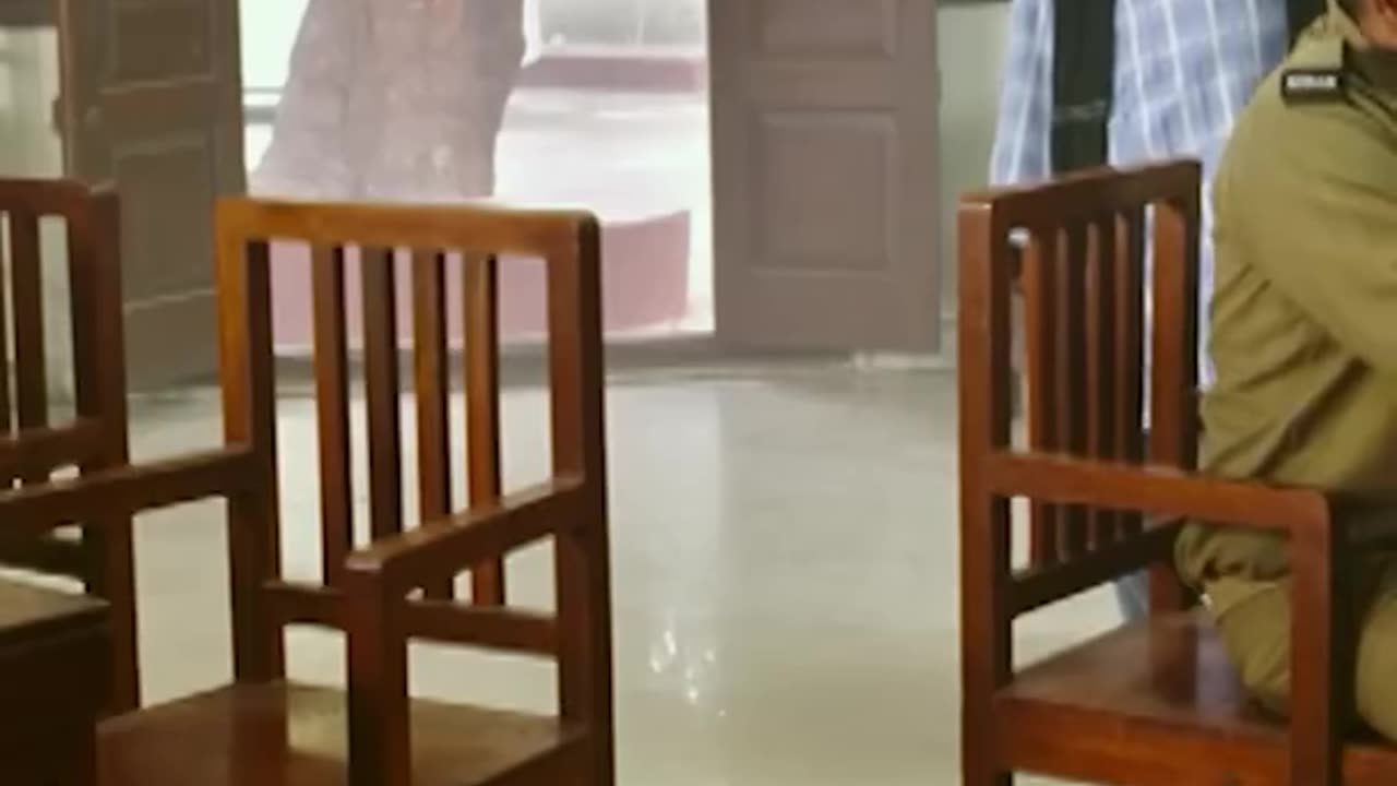 #Pawan Singh Action Comedy Scene | #Pawan #Madhu Sharma @PawanSinghOfficial009