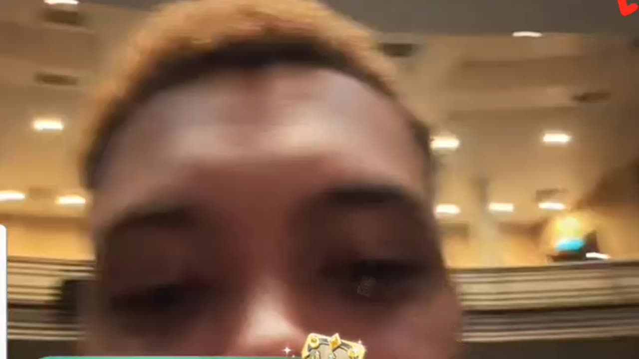 PAPI PRESSES GOD ZEUS IN SINGAPORE AND GOD ZEUS CALLS FOR SECURITY LOL LISTEN TO BOTH OF THEM TELL THEIR SIDE OF THE STORY