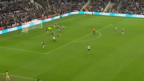 Newcastle vs Aston villa [3-0]Epl