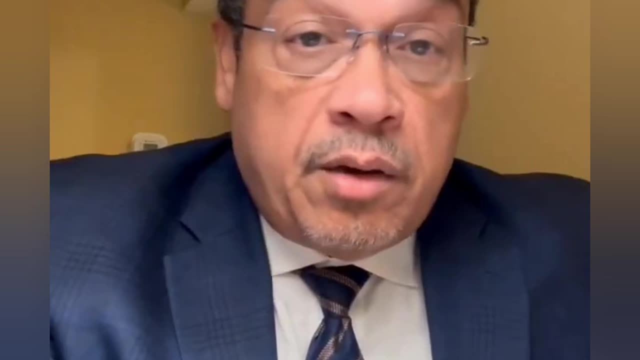 Keith Ellison Minnesota AG [D] speaks not afraid of The Trump Administration