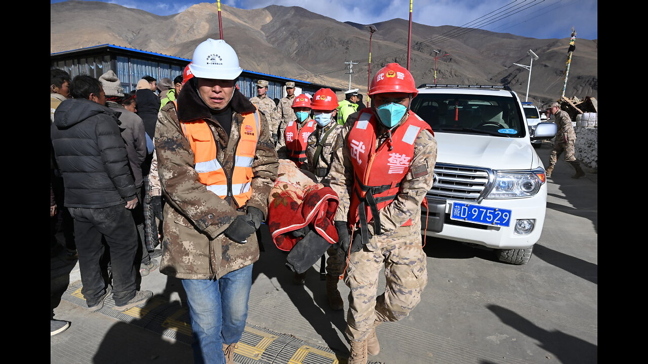 Vehicles with rescue supplies rush to epicenter area in Xizang