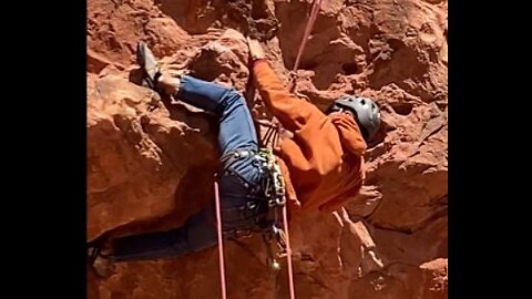 Red Rock TR Climbing Beta Series E31 (2025): Moderate Mecca: Baby Swiss (5.11b)