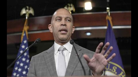 WATCH Jeffries Continues to Beat the Same Tired Drum on Trump, Economy That Lost Dems 2024 - Copy