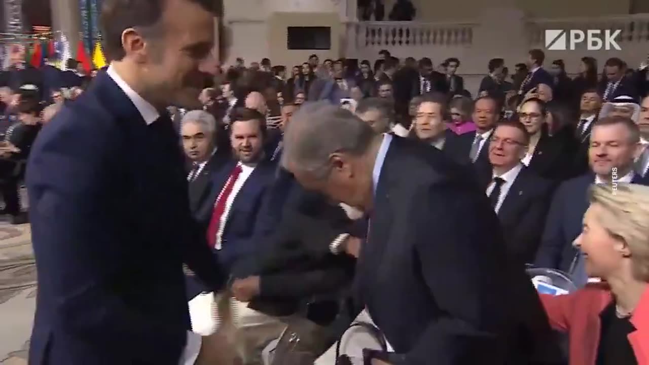 Emmanuel Macron deliberately ignores Indian Prime Minister Narendra Modi at the Ai Summit in Paris