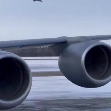 An airplane crashed at high speed into a residential area in Philadelphia!